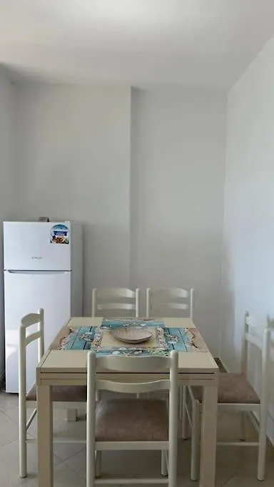 Good Times & Tan Lines Apartment Durrës