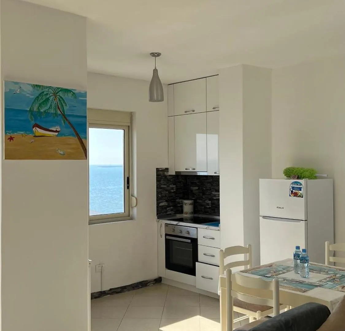Good Times & Tan Lines Apartment Durrës